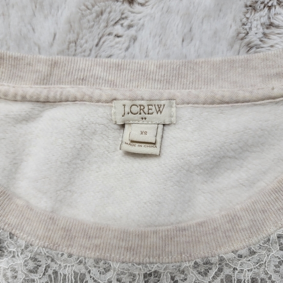 ✨️CL J Crew Cream Beige Fleece Lined Lace Detail Collar Sweater Top Size XS - Picture 7 of 10